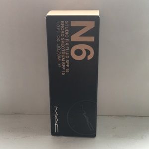 Studio Fix Fluid Foundation N6